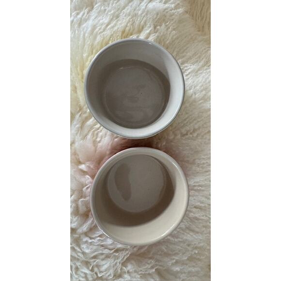 Le Creuset Ramekins Set of 2 - Picture 3 of 8